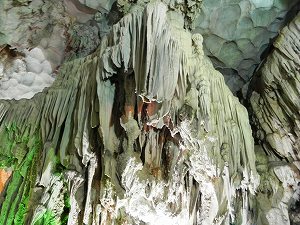 s-20111220 vietnam (27).jpg